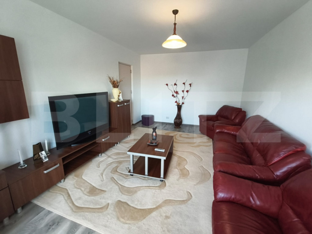 Apartament 3 camere, 65.80 mp, etaj 2/4, zona 1 Mai