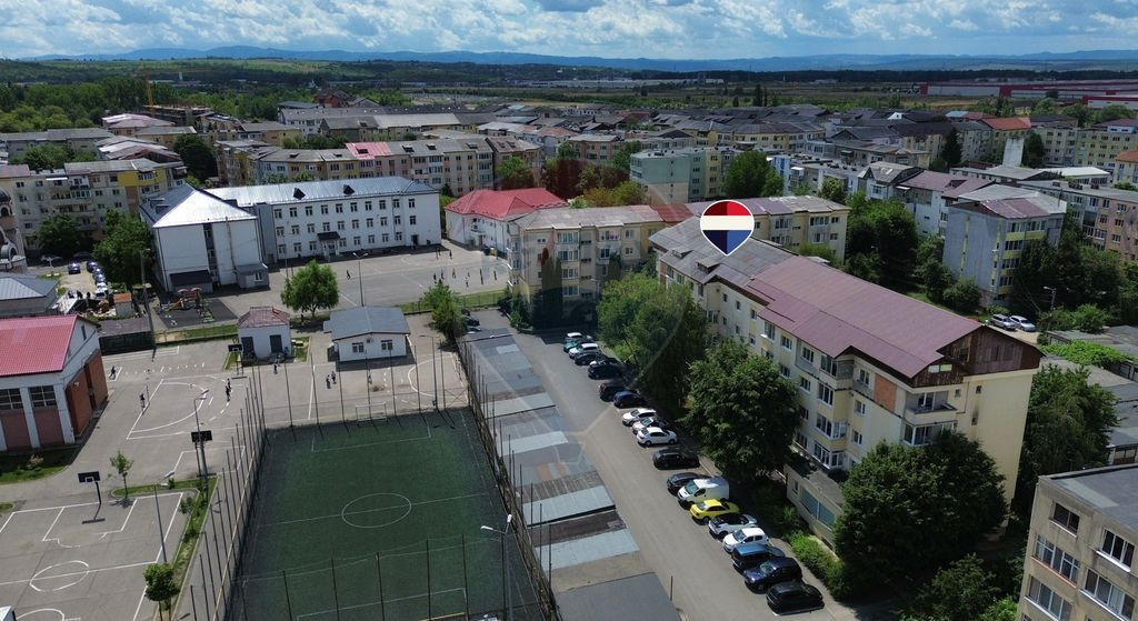 Apartament de vanzare la etaj intermediar intre scoli si ...