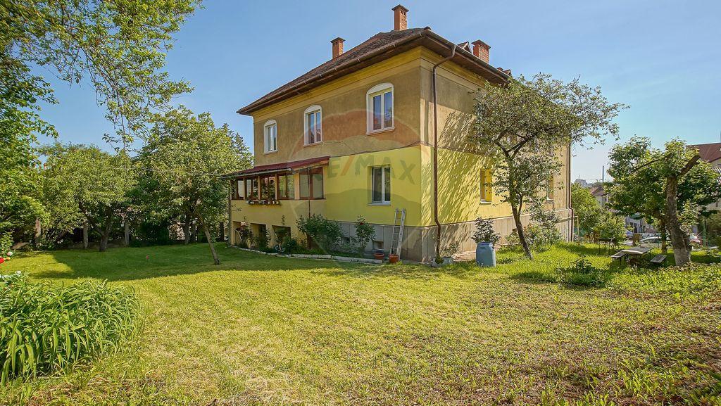 Apartament cu potențial investițional pe Dealul Cetăț...