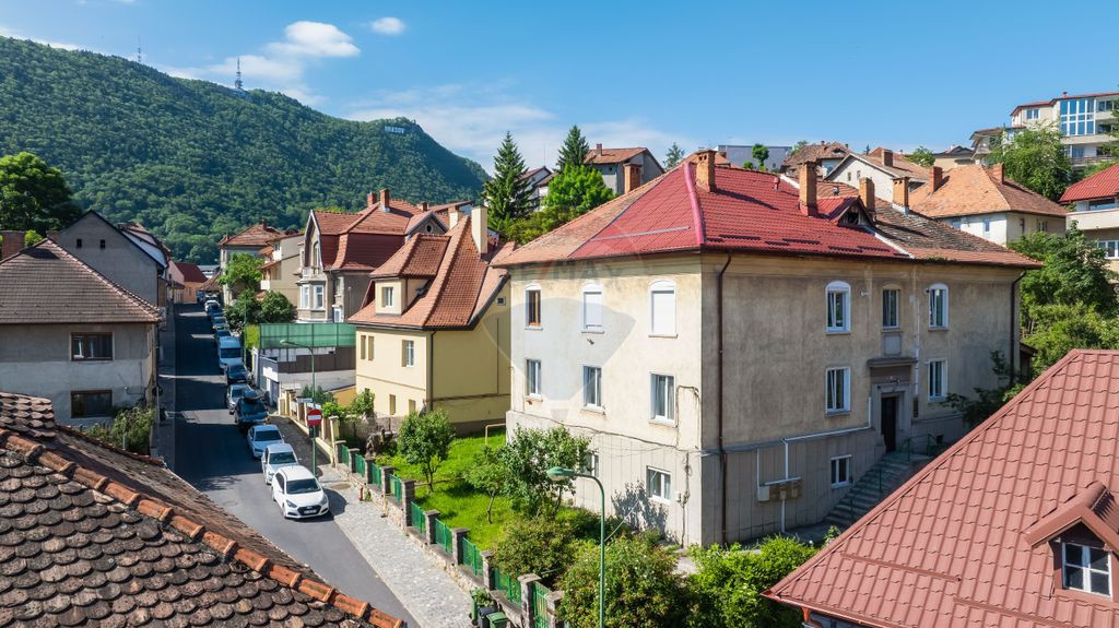 3 apartamente cu potențial investițional în Dealul Cet...