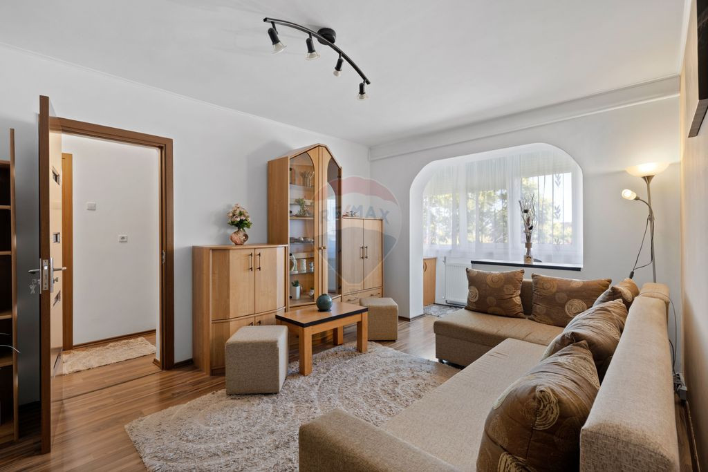 Apartament cu 2 camere zona Aurel Vlaicu, aleea Saturn, c...