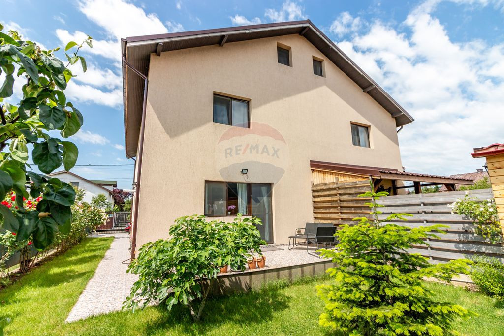 Duplex complet mobilat | Mutare imediată | Curte proprie...