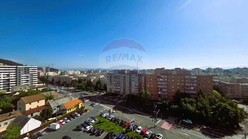 Închiriere apartament 2 camere, Brașov, cartier Răcăd...