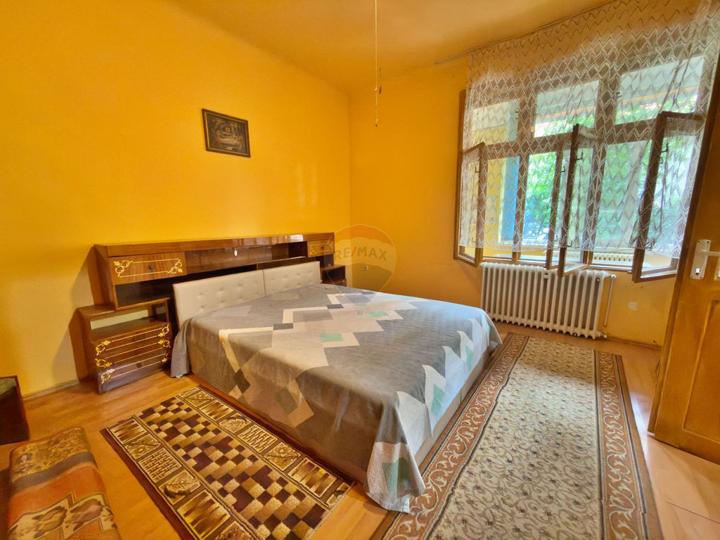 Apartament Spațios la Curte Comună | Ultracentral