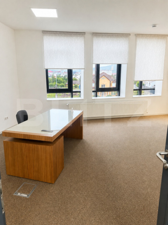 Spatiu comercial de inchiriat, 275 mp, locatie vizibila - Ce