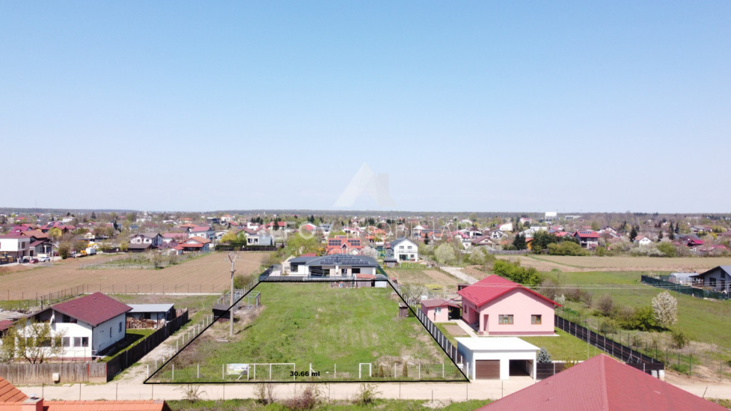 LOT TEREN 550 MP, DESCHIDERE 20.62ML, LÂNGĂ PĂDURE, TOATE
