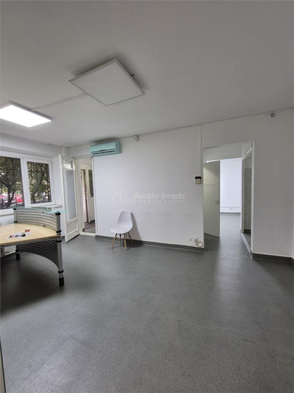 Spatiu Comercial / Birouri / Parter / 54 mp / Drumul Taberei
