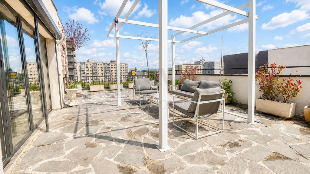 Apartament 2 camere metrou Dristor terasa 100 mp bloc 2019