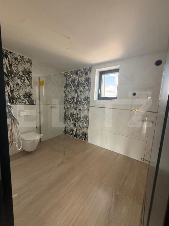 Apartament 3 camere, 100 mp, zona Central