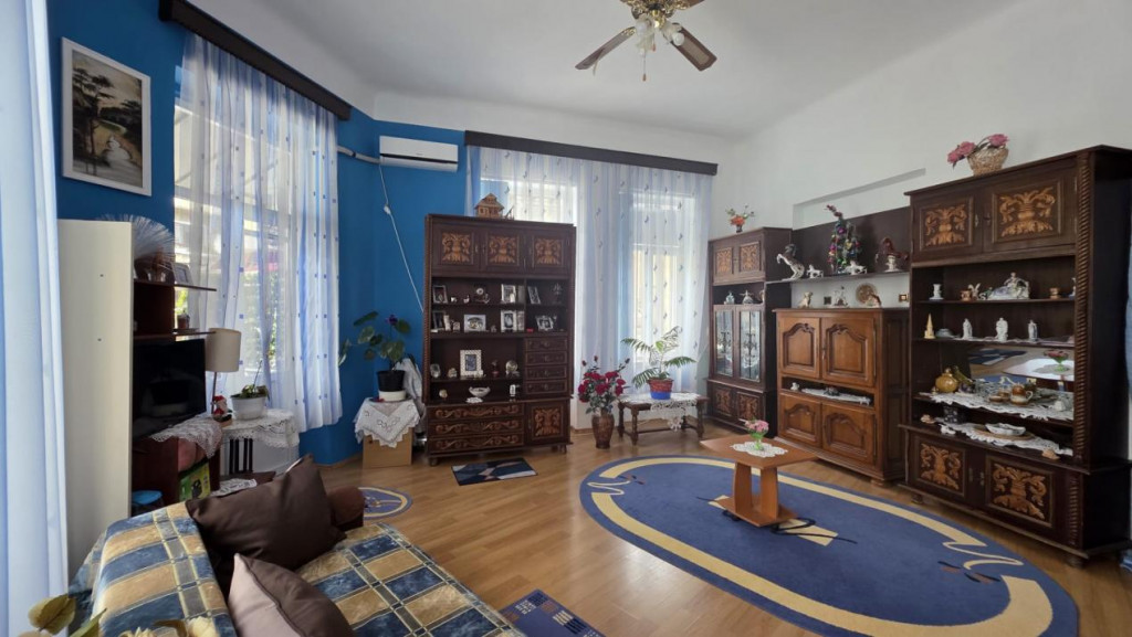 Apartament 5 camere Armeneasca