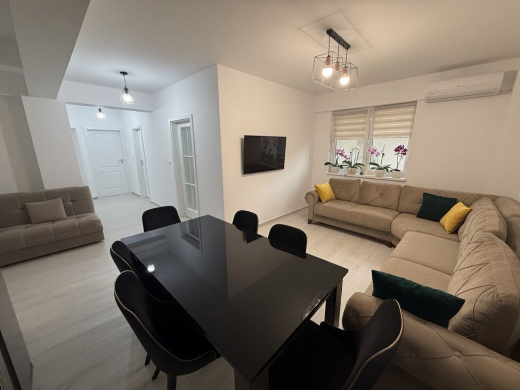 Apartament de 3 camere, 68 mp, parter inalt + loc parcare, z