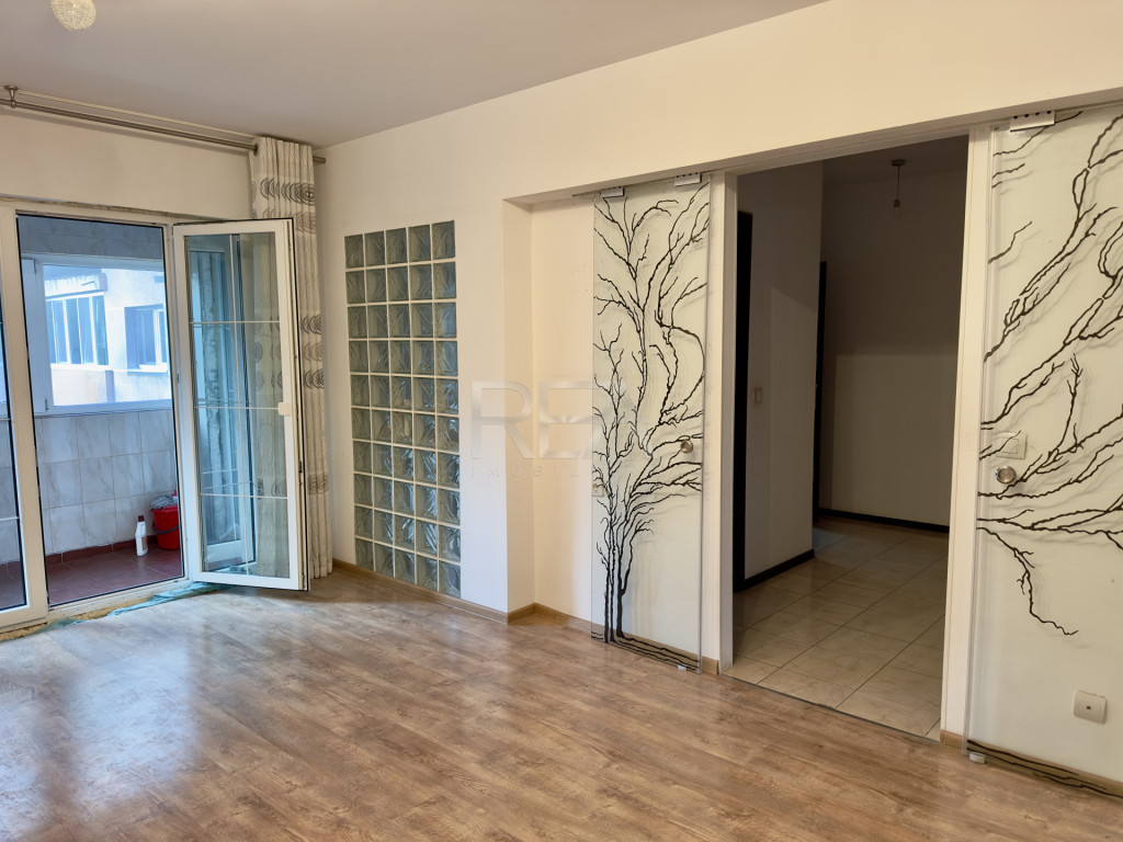 3 camere, P/12, bloc 2021, 73mp-Complex Moghioros Park