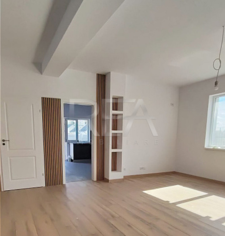 Casă P+M modernă 4 camere cu finisaje premium în Domneșt