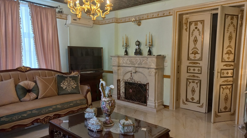 APARTAMENT SUPERB IN VILA