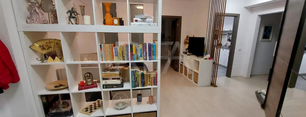 2 camere reconfigurat în 3 camere | Terasă | Parcare