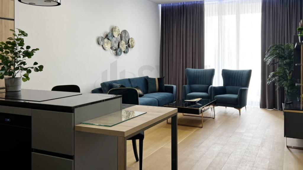 Apartament 3 camere Herastrau