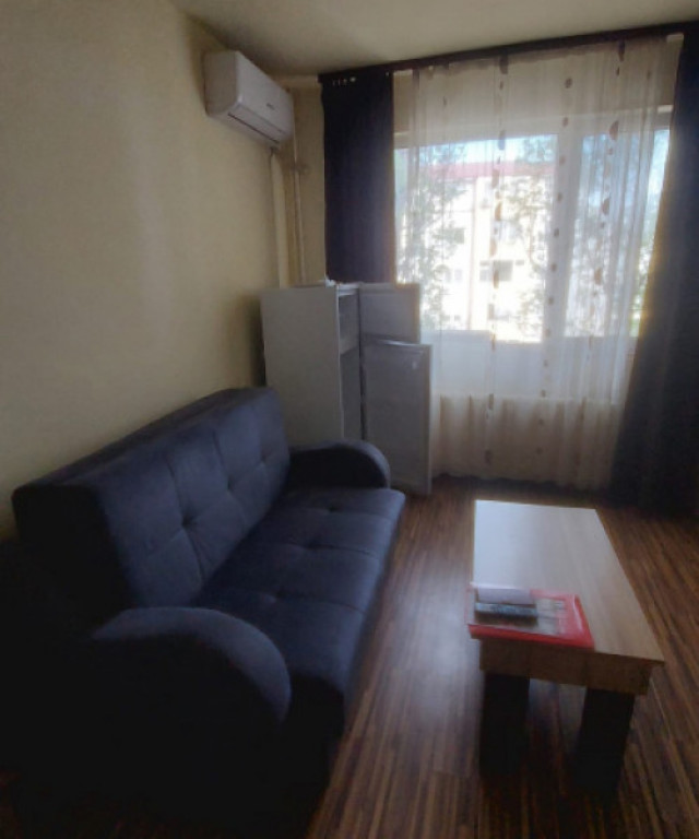 Garsonieră de vânzare în zona Far - Constanța | Mobilat?