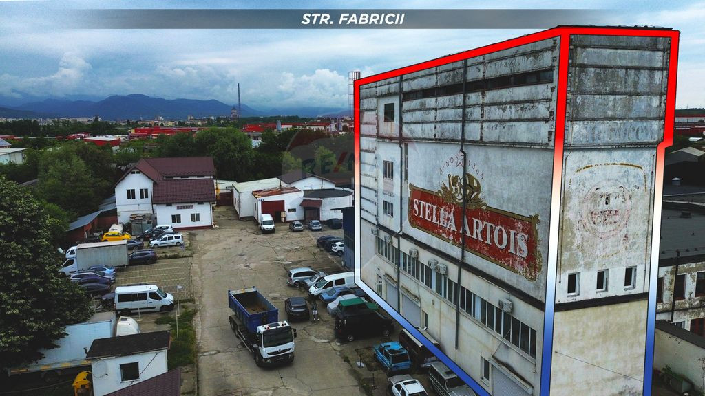 Clădire mixtă de vânzare, 1.055 MC, teren 350 mp str. ...