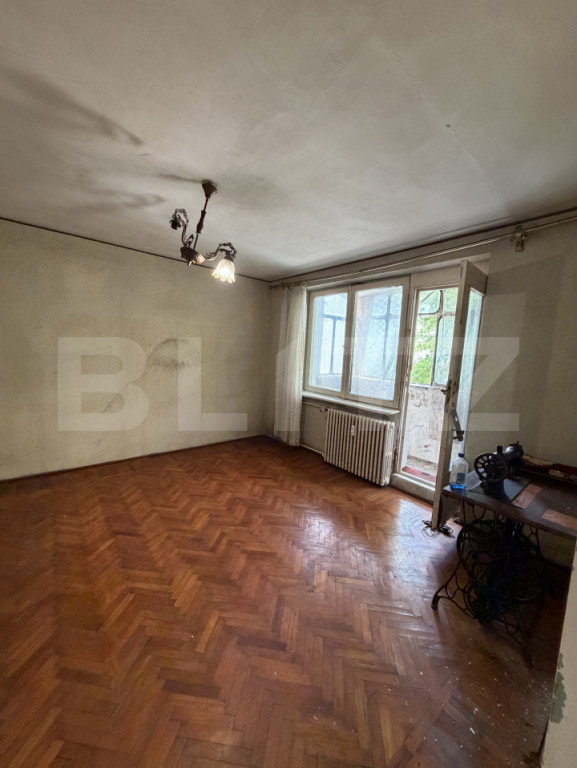Apartament cu 2 camere, 51 mp, decomandat, zona Centrala
