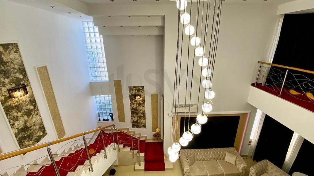 Vila Impunatoare Vatra Luminoasa