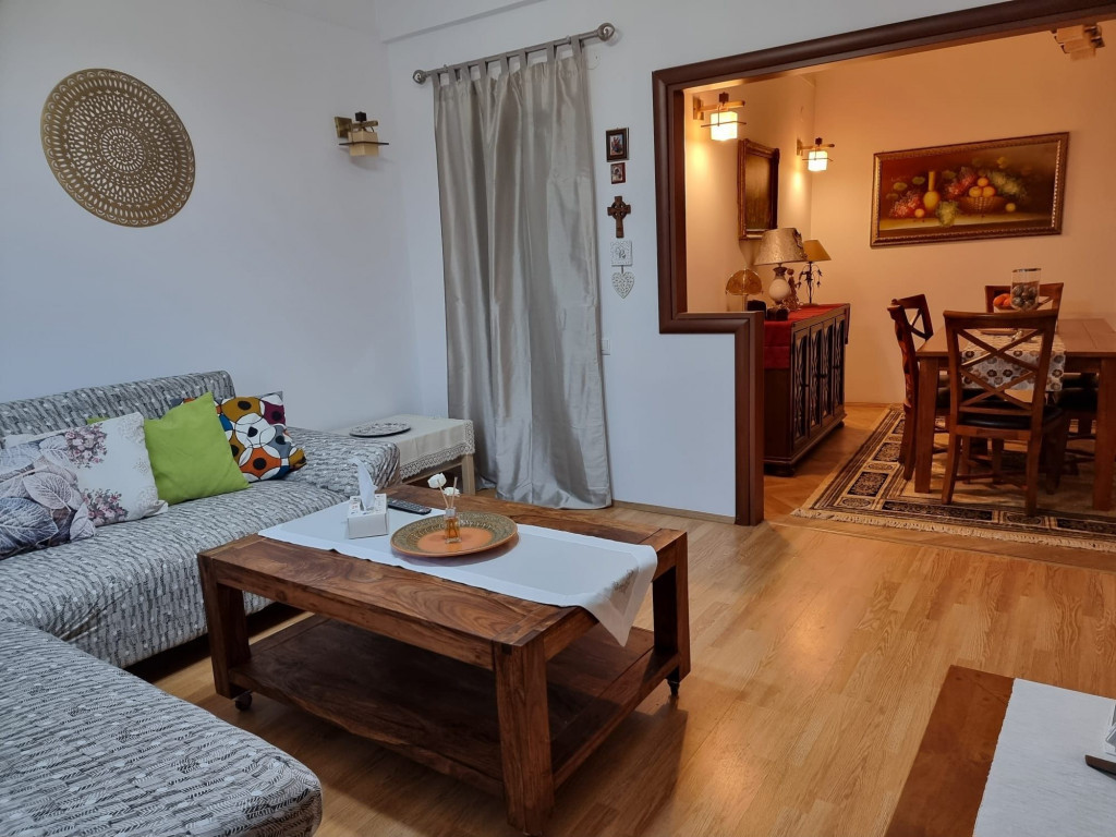 3 Camere, Unirii (Cauzasi), Centrala proprie, 10 min Metrou