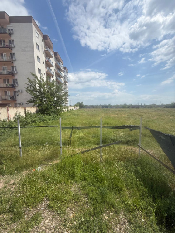Teren intravilan 500 mp – zona 9 Mai