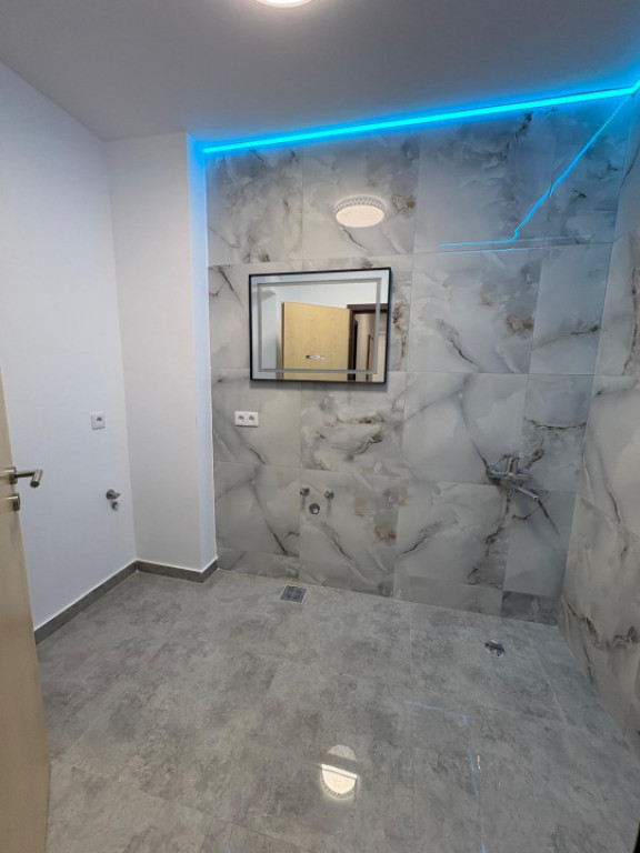 Apartament 3 camere decomandat, etaj 1, 58.60 mp, Strada Șt