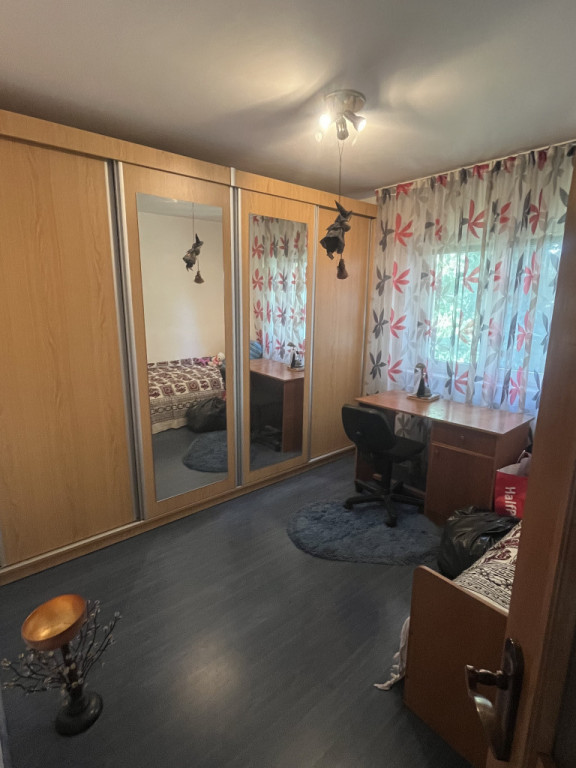 Apartament 3 camere etaj 1 Traian