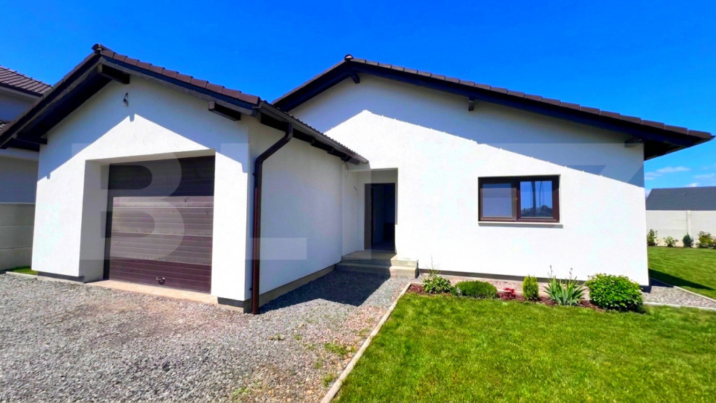 Casă cu 3 camere, 90 mp, pe un nivel, 454 mp teren, cartie