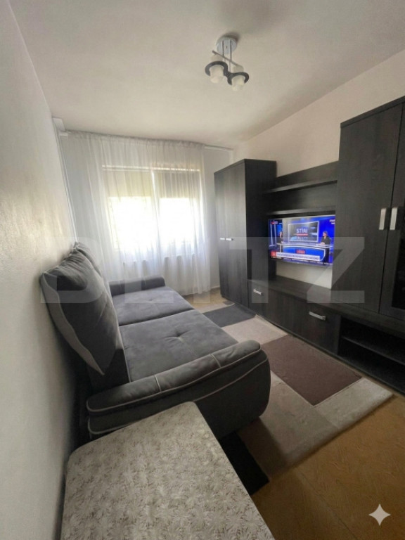 Apartament 2 camere decomandate, zonă foarte bună – idea