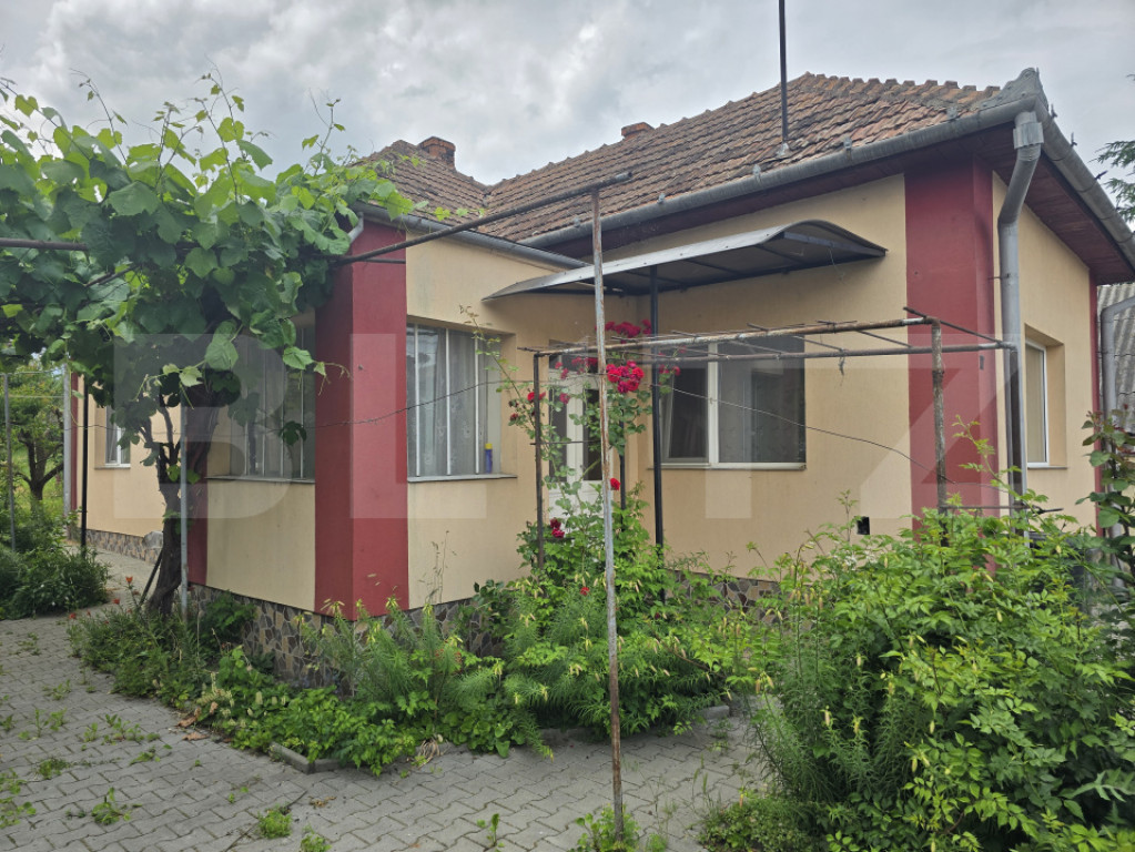 Casa individuala, teren 672 mp, Apahida zona strazii Pietroa