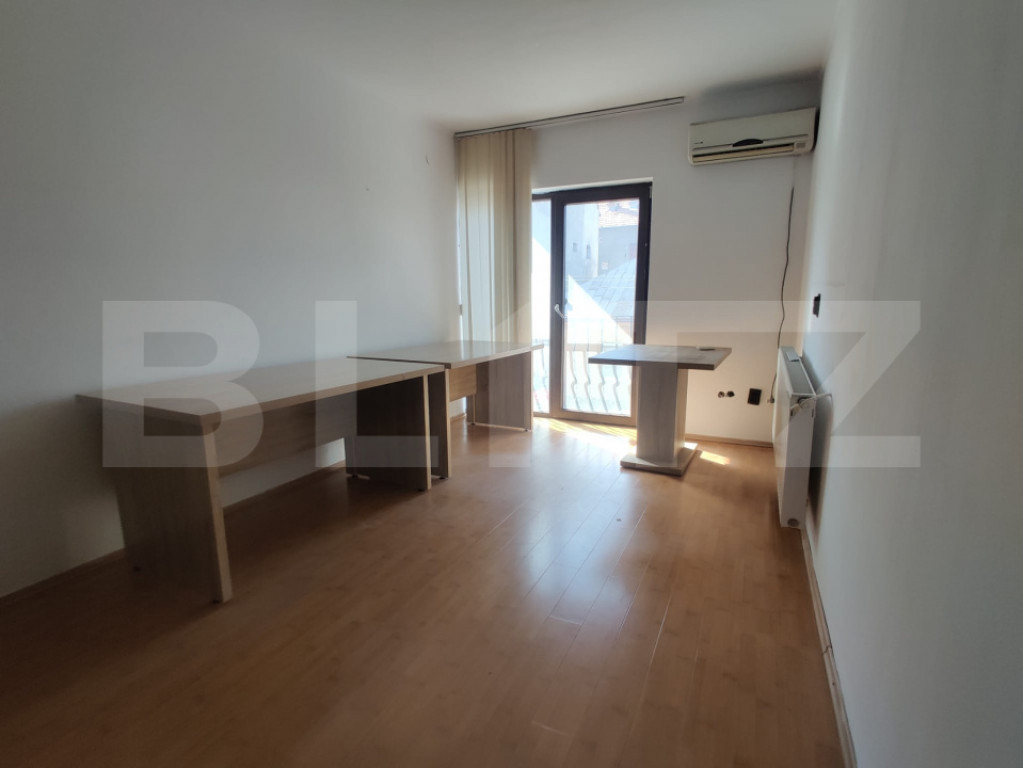 Inchiriere spatiu de birou, 22 mp - Central