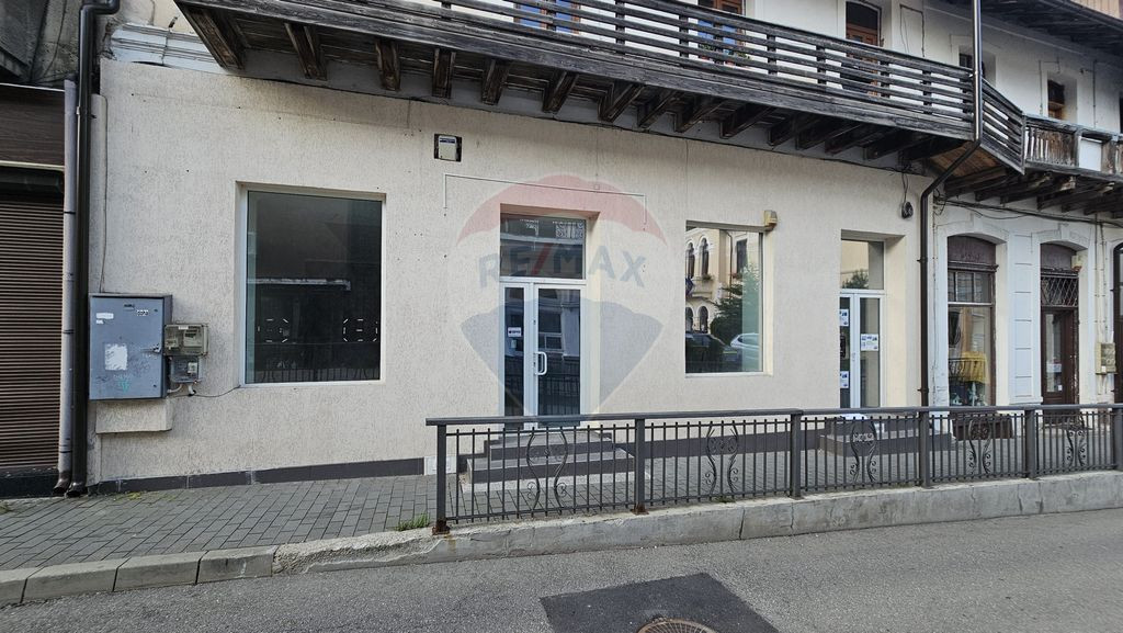 Ultracentral I SinaiaI Comision 0ISpațiu comercial 122mp...