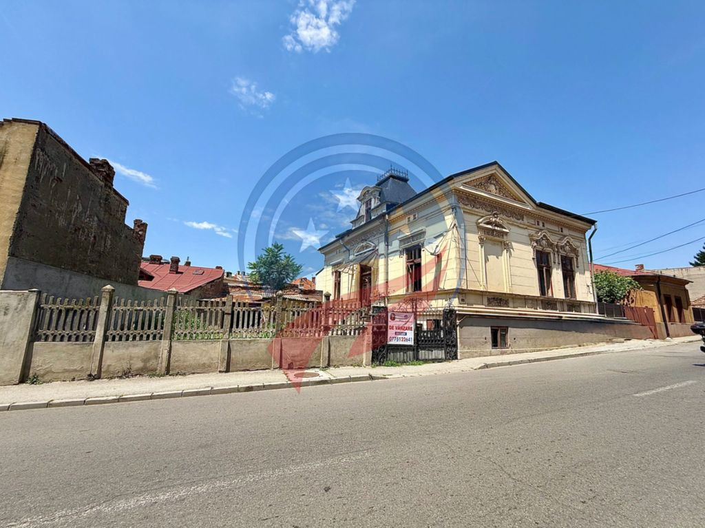 Casă D+P+Pod înalt, Str. Alexandru Macedonski, Craiova