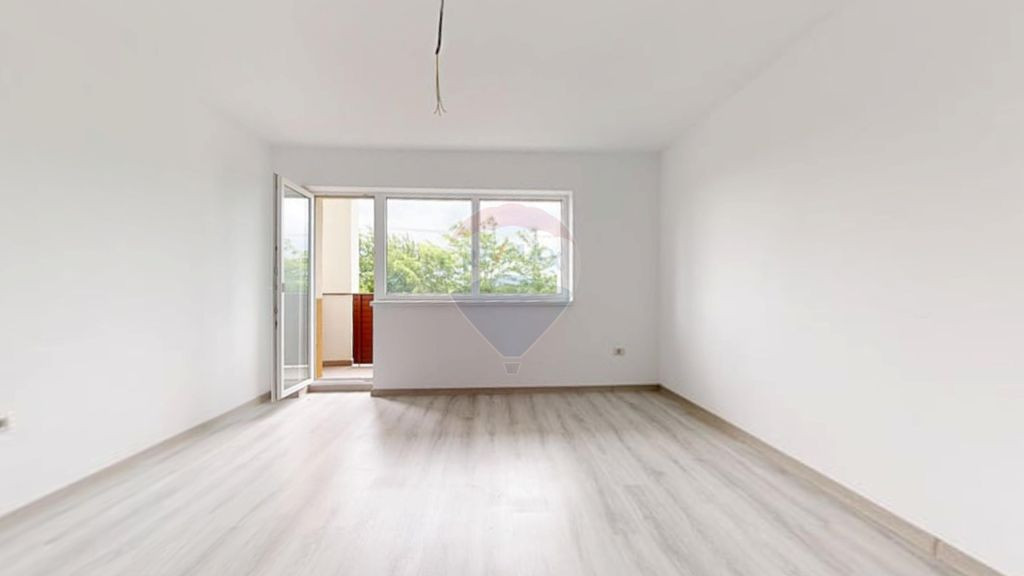 Apartament cu 3 camere, 2 băi și parcare inclusă I Sub...