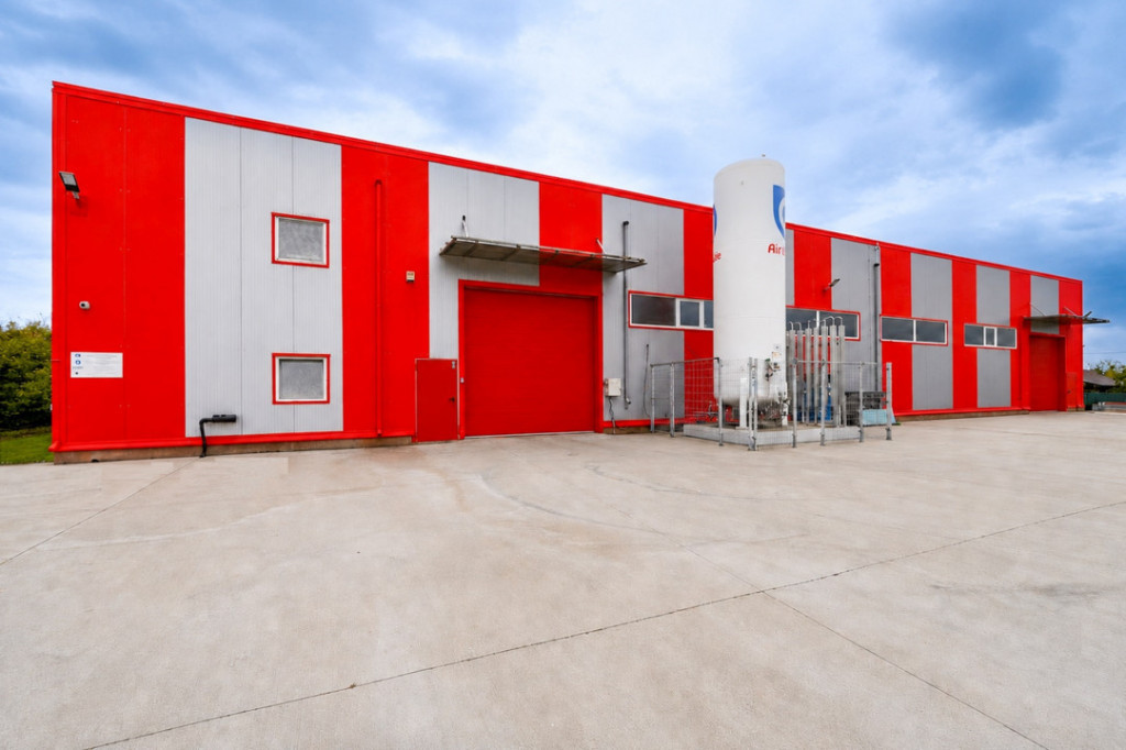 HALĂ MODERNĂ 837 MP - TEREN 4.236 MP - 90 kW – ISU - ACC