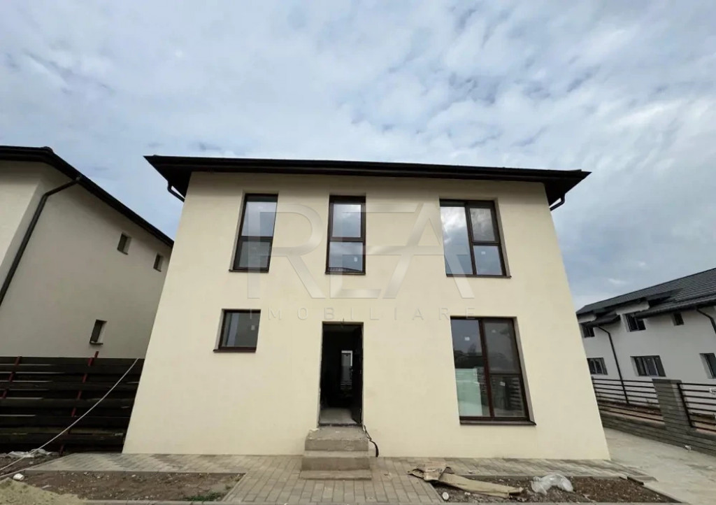 VILA 5 Camere, P+1 Bragadiru nou !