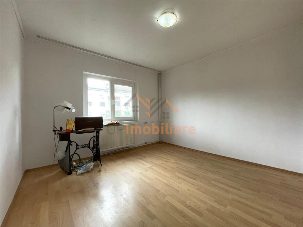 APARTAMENT 3 CAMERE | ETAJ 2 | DECEBAL | ALUMINEI | ORADEA |