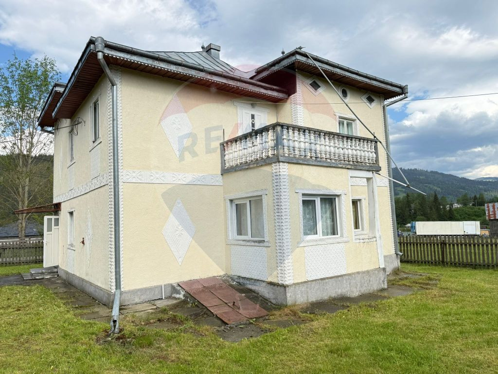 Casă DE VÂNZARE Șarul Dornei 1075 mp Teren