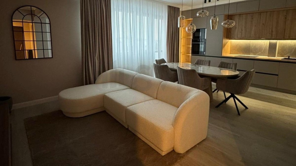 Apartament 3 camere lux Sisesti acces privat