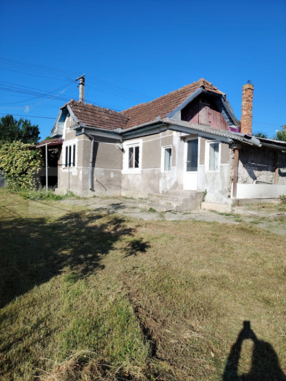 Casă de vânzare | Ceanu Mare – Liniște, natură și pri
