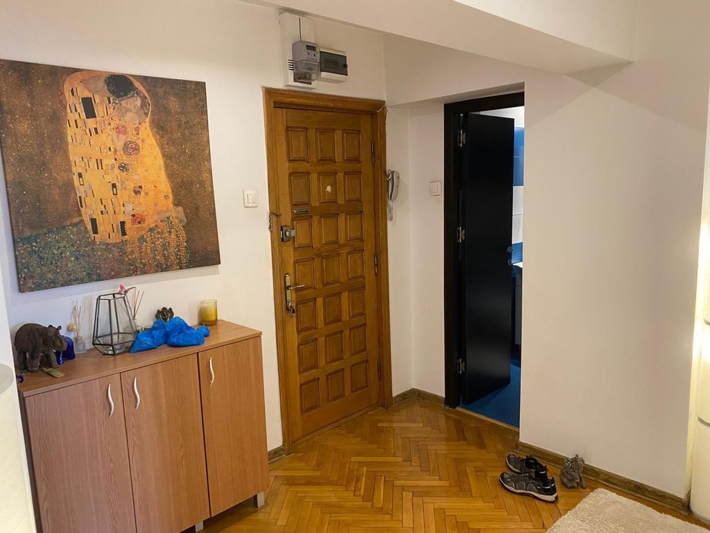 Apartament 3 camere Calea Victoriei