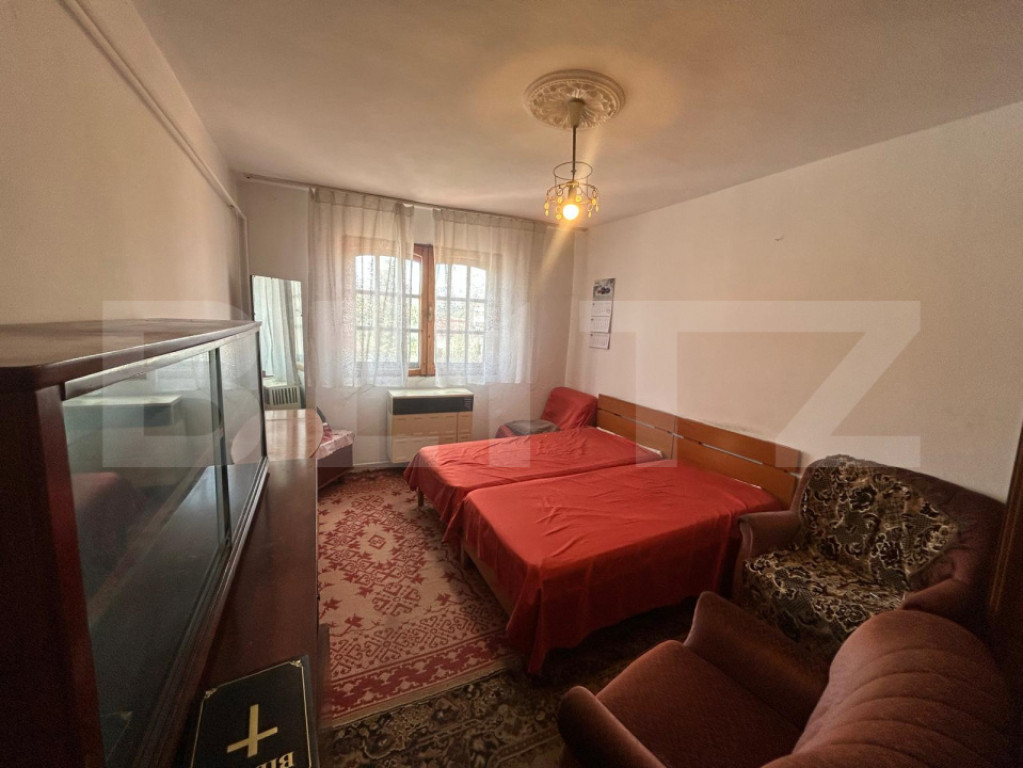 Apartament 3 camere, 40 mp, etaj 3/4, zona Micro 9