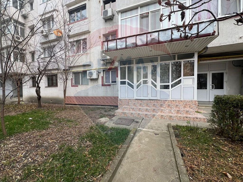 Spațiu comercial de 60mp b dul Independentei