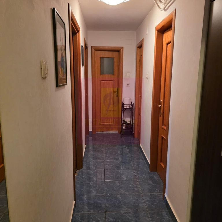Vanzare apartament 3 camere Unirii-Zepter