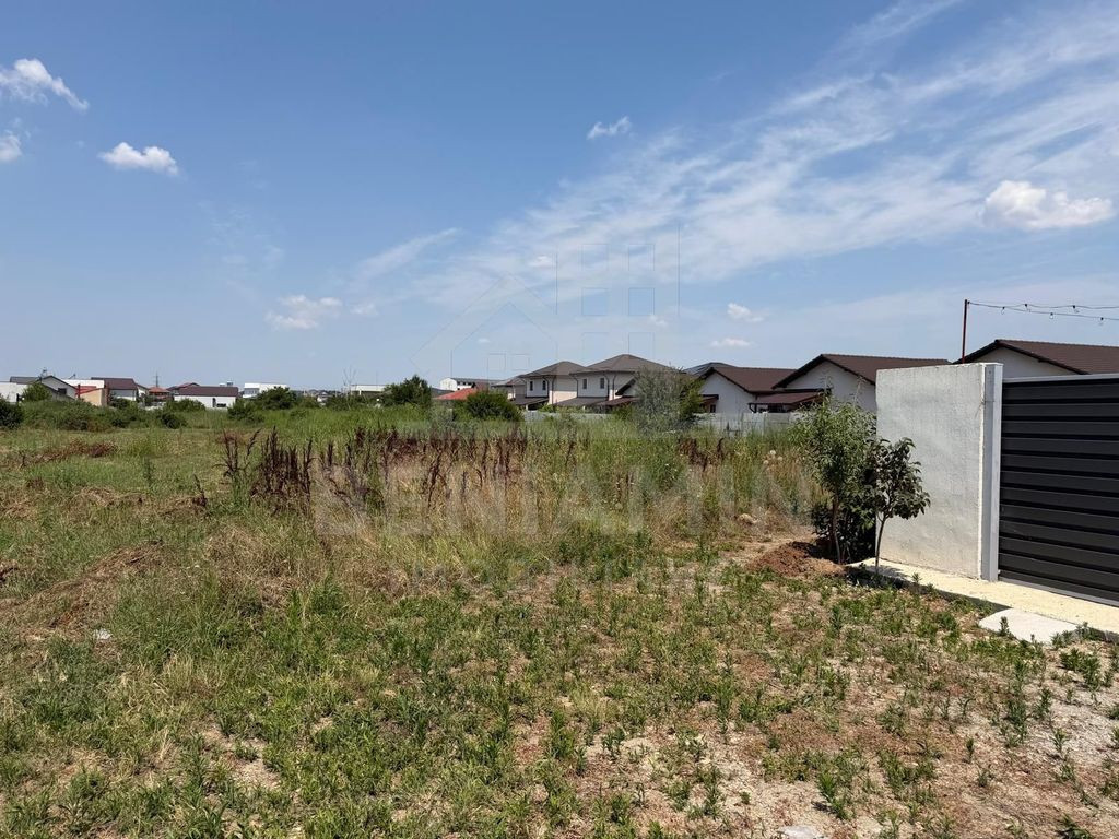 Teren Intravilan - 1824mp - investitie - parcelabil - Sel...