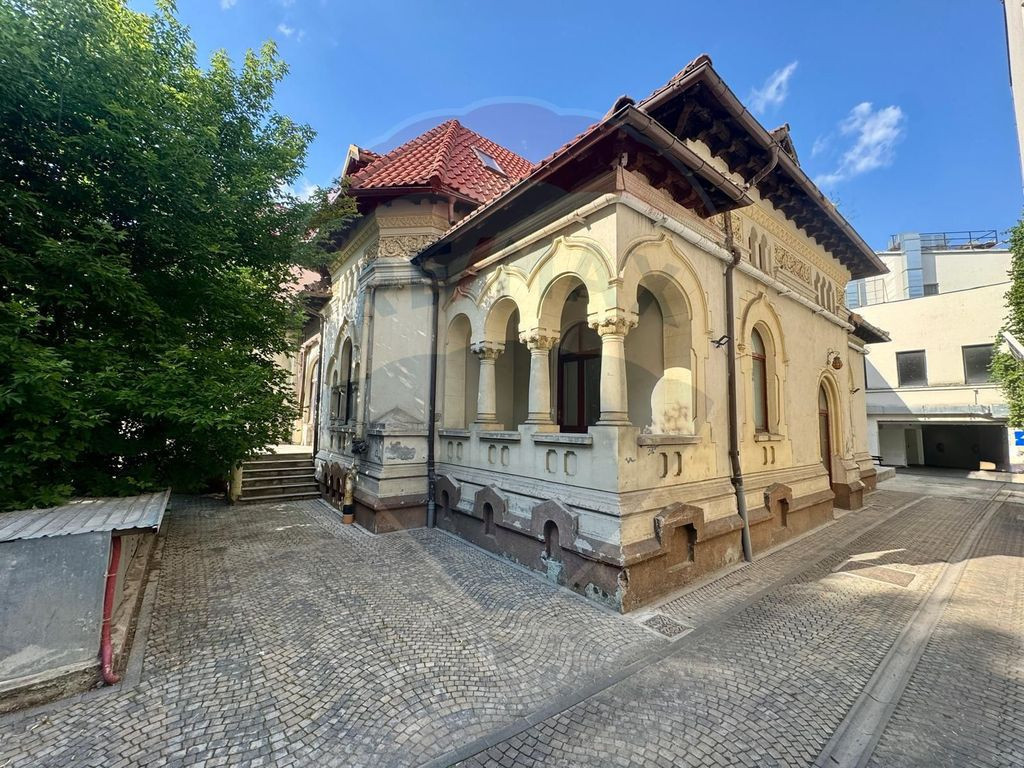 Spațiu Comercial, Birouri Vila Interbelica | Strada Berz...
