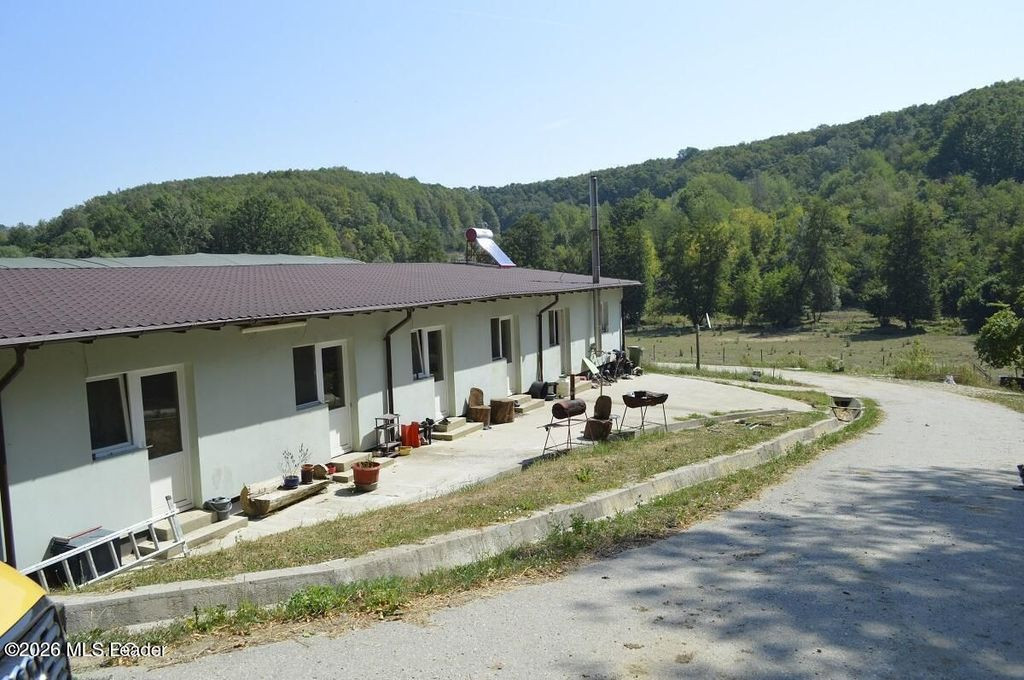 Bogati - Glimbocel, Ferma Zootehnica, Cladiri 1996 mp, Te...