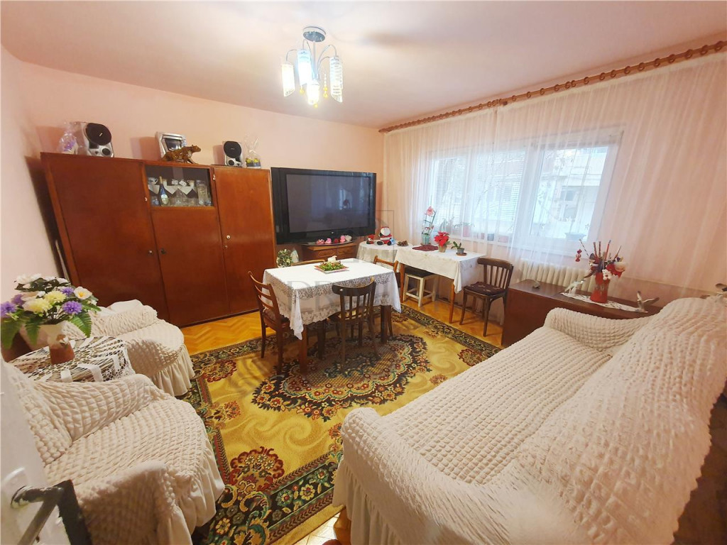 GIROCULUI - PARTER - 3 CAMERE - 2 BAI - CENTRALA PROPRIE - C