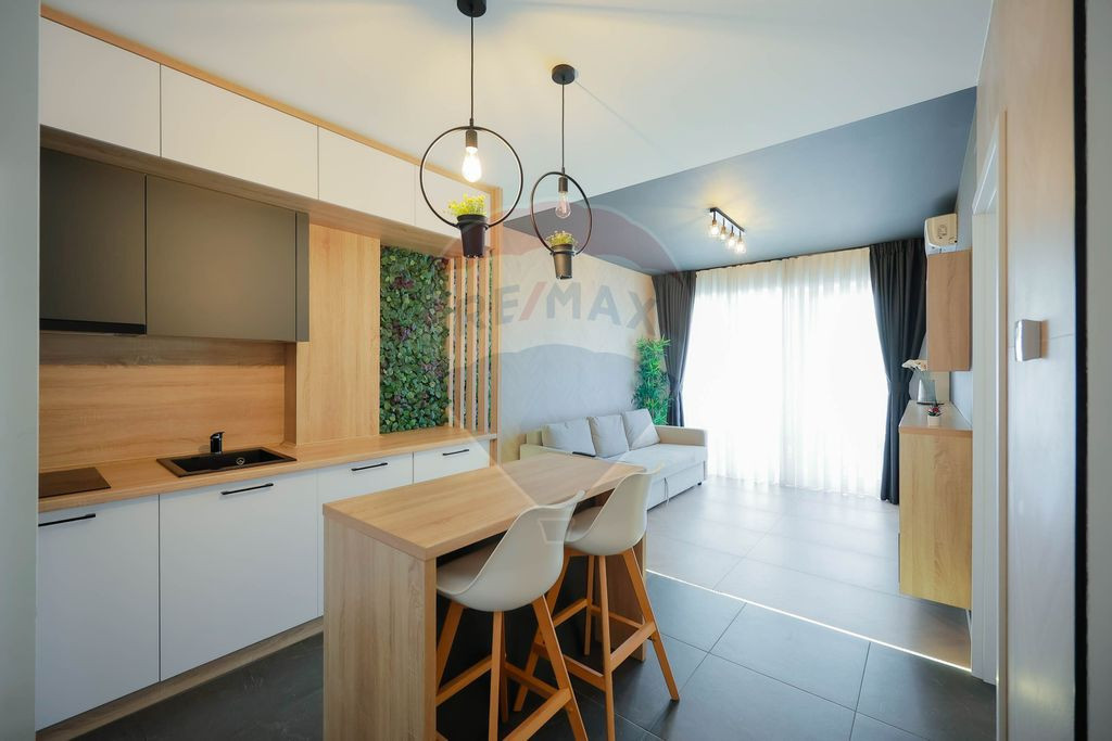 De vânzare apartament PB, 3 camere, Rogerius - RENOVAT C...